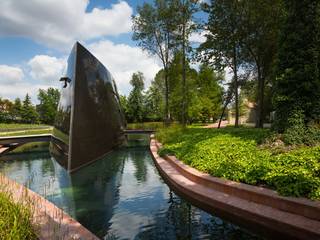 Philippe Starck's new stunning cellar at Château Les Carmes Haut-Brion, Il Pezzo Mancante Srl Il Pezzo Mancante Srl 酒窖