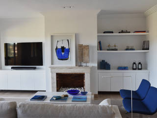 VIVIENDA SOTOGRANDE, SILVIA REGUERA INTERIORISMO SILVIA REGUERA INTERIORISMO Mediterranean style living room