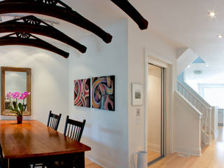 Roncesvalles Accessible House, Solares Architecture Solares Architecture Modern Dining Room
