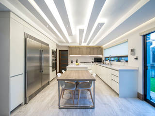 SAN AGUSTIN CAMPESTRE, Estudio Tanguma Estudio Tanguma Modern kitchen MDF White Lighting