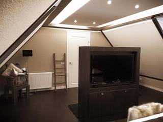 Luxe slaapkamer, Sooph Interieurarchitectuur Sooph Interieurarchitectuur Klassische Schlafzimmer Holz Braun