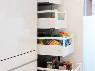 Storage cabinet with internal drawers homify Modern Bedroom