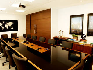 Sede Escritório FMC - Goiânia, TOLENTINO ARQUITETURA E INTERIORES TOLENTINO ARQUITETURA E INTERIORES Commercial spaces MDF