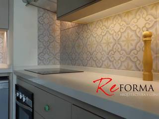Reforma Malamud-Larenas, Reforma Arquitectura SpA Reforma Arquitectura SpA Modern kitchen