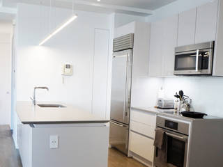 Brooklyn Gut Renovation , Atelier036 Atelier036 Minimalistische Küchen Quarz Weiß
