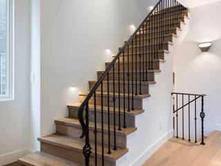VANCOUVER - NEW CONSTRUCTION, Alice D'Andrea Design Alice D'Andrea Design Pasillos, vestíbulos y escaleras modernos Derivados de madera Transparente