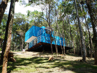 Casa Azul em São Sebastião das Águas Claras | Nova Lima MG, Edificare Containers Transformados Edificare Containers Transformados บ้านและที่อยู่อาศัย
