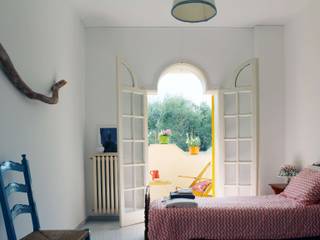 Restyle appartamento in Puglia, Arianna Vivenzio Arianna Vivenzio Nursery/kid’s room