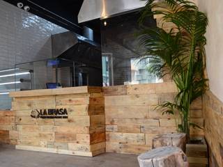 Restaurante Asador , francrea francrea Commercial spaces