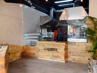 Restaurante Asador , francrea francrea Commercial spaces