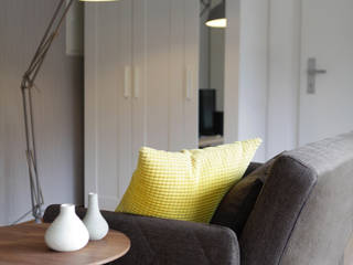 Studio Apartment, Studio Dooie Studio Dooie Livings modernos: Ideas, imágenes y decoración