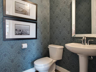 427 Canals, Sonata Design Sonata Design Modern bathroom