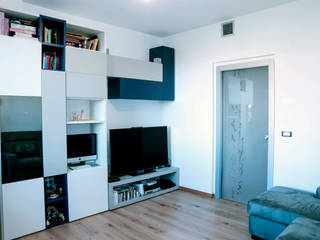 " Starlight Stripe" , Luca Bucciantini Architettura d’ interni Luca Bucciantini Architettura d’ interni Minimalist living room White
