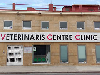 Centro clínico veterinario, ARCOtectura ARCOtectura Commercial spaces