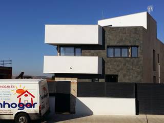 Vivienda unifamiliar en Torrejon de Ardoz, RENHOGAR RENHOGAR Modern home