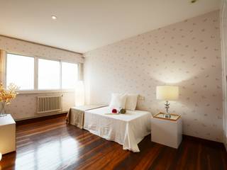 Puesta en escena con cartón, vivienda centro Coruña, Ya Home Staging Ya Home Staging