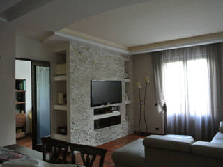 RIGENERA, GIOIA Biagio ARCHITETTO GIOIA Biagio ARCHITETTO Modern living room