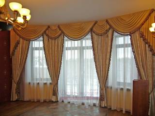 Шторы для гостиной комнаты в классическом стиле., Студия Декор-эксперт Студия Декор-эксперт Ruang Keluarga Klasik Tekstil Amber/Gold