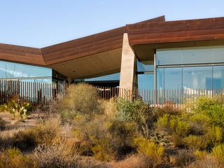 Kendle Design Collaborative | Desert Wing | Scottsdale, AZ, Chibi Moku Architectural Films Chibi Moku Architectural Films Modern houses Engineered Wood Wood effect