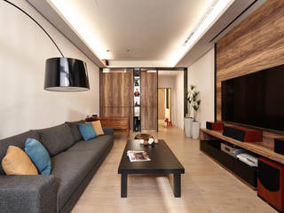 光影交錯的穿透樓梯，屬於都會的樂活休閒宅, 合觀設計 合觀設計 Modern Living Room