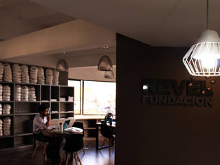 OFICINAS FUNDACIÓN REVEL, ESTUDIO DUSSAN ESTUDIO DUSSAN 상업공간