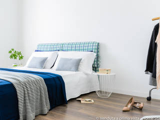Fresh Mini Staging: Camera da letto in stile  di Venduta a Prima Vista