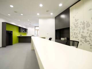 Agentur Strobl, destilat Design Studio GmbH destilat Design Studio GmbH Commercial spaces