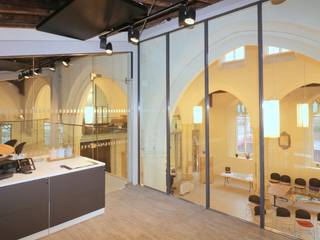 Glass meeting room in Church building renovation , Ion Glass Ion Glass مساحات تجارية زجاج