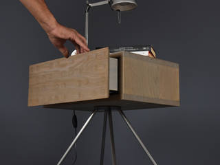 Comodino con 1 cassetto in legno di rovere / Tavolino in stile Mid Century in Massello di Rovere / Consolle moderna in stile scandinavo, Ebanisteria Cavallaro Ebanisteria Cavallaro Moderne slaapkamers Hout