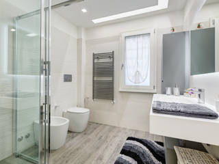 Colleverde_minimal design, EF_Archidesign EF_Archidesign Ванная комната в стиле модерн
