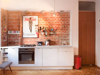 Mieszanka stylów na warszawskim Powiślu, En Casa Premium Real Estate En Casa Premium Real Estate Industrial style kitchen