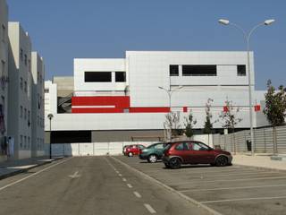 Comércio/Serviços e Silo Automóvel em Carnaxide, 2levels, Arquitetura e Engenharia, Lda 2levels, Arquitetura e Engenharia, Lda Modern houses