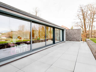 P30, das - design en architectuur studio bvba das - design en architectuur studio bvba Rumah Modern Beton Grey