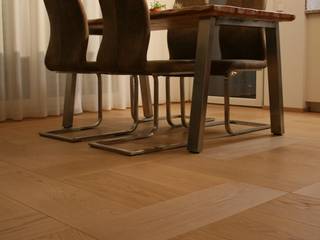 Esstisch Kontrast, woodesign Christoph Weißer woodesign Christoph Weißer Modern dining room Wood Brown