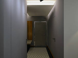 Apartament 52 , BLUETARPAN BLUETARPAN Eclectic corridor, hallway & stairs Wood Wood effect