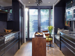 Victorian Modern, Douglas Design Studio Douglas Design Studio Kitchen Black