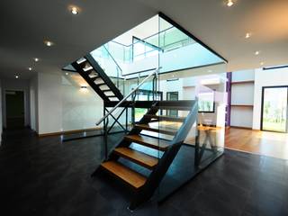 SASALI VİLLA - I, Tasarımca Desıgn Offıce Tasarımca Desıgn Offıce Modern Corridor, Hallway and Staircase