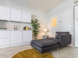 Il giallo è il colore più prossimo alla luce, Bologna Home Staging Bologna Home Staging Moderne Wohnzimmer