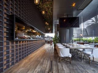 Sonora Grill Miyana, PASQUINEL Studio PASQUINEL Studio Commercial spaces Wood Wood effect