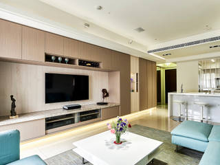 橫跨客餐廳的主牆放大場景 青瓷設計工程有限公司 Asian style living room