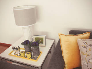 Sunny Grey - apartamento Miramar, Perfect Home Interiors Perfect Home Interiors Moderne Wohnzimmer Gelb