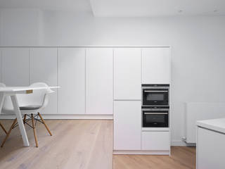 une paysage à habiter, White Door Architects White Door Architects Minimalist kitchen