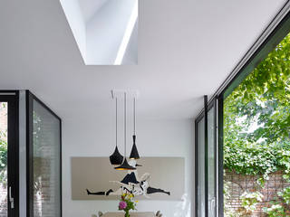 villa 1, White Door Architects White Door Architects Minimalist dining room