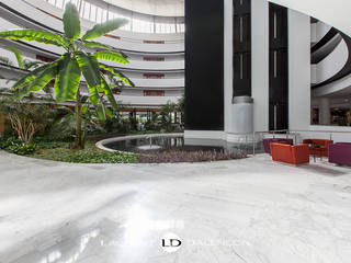 Hotel BARCELO, LAURENT DALENCON LAURENT DALENCON Commercial spaces