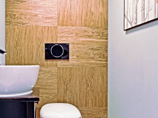 Malutka toaleta dla gości - RALIZACJA, MOTHI.form MOTHI.form حمام خشب Wood effect
