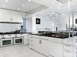 Historic Preservation - Paul Rudolph Estate, Joe Ginsberg Design Joe Ginsberg Design Modern style kitchen White