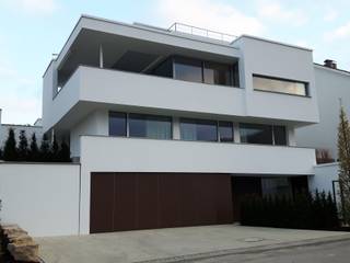 Haus am Hang mit Blick auf die Ostalb, Diemer Architekten Part. mbB Diemer Architekten Part. mbB Klassieke huizen