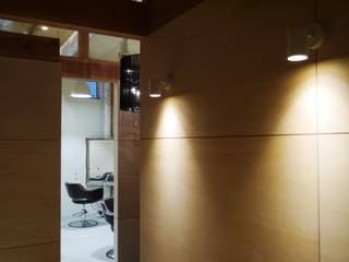 Ａ’ｇｒｅａｔの家, 風景のある家.LLC 風景のある家.LLC Industrial style dressing room Concrete