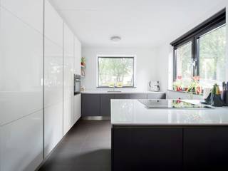 Moderne en strakke keuken , Studio'OW Interieurontwerp Studio'OW Interieurontwerp Modern style kitchen