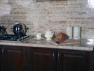 CAPPUCCINO MARBLE, Fade Marble & Travertine Fade Marble & Travertine Modern kitchen